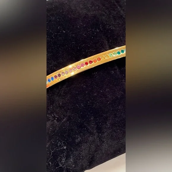 Kate Spade Pavé Bangle - Picture 4 of 5